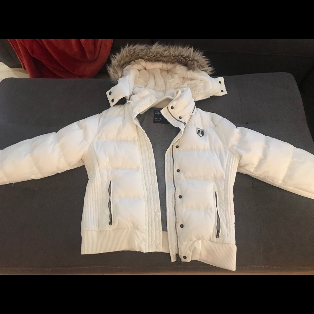 XL American Eagle White Bomber Jacket. Runs small.
